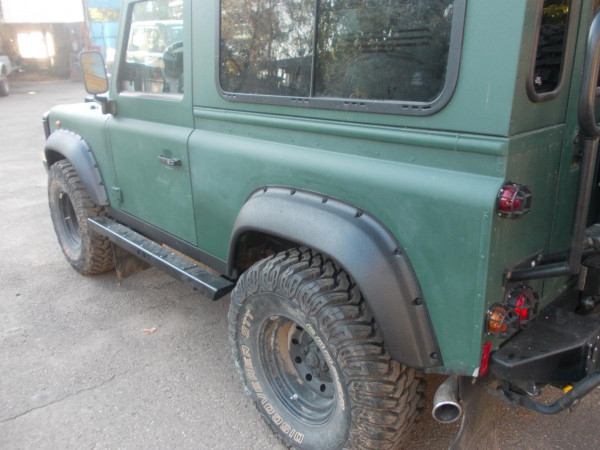 Силовые пороги KDT II поколения для Land Rover Defender 90